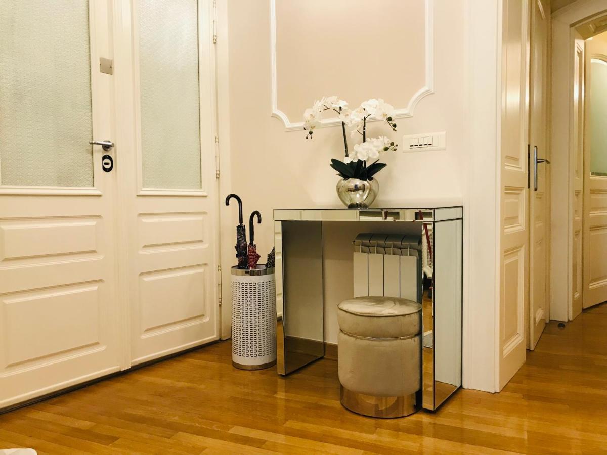 Knez Sima Jacuzzi, 3 Bedrooms, Balcony In Stari Grad Belgrad Exteriör bild